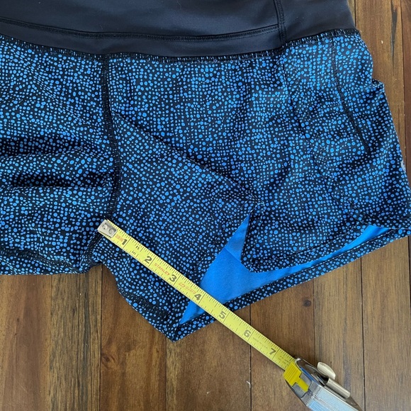 Lululemon Run Times Short Bubbles Pipe Dream Blue Black size 6 - Picture 9 of 11